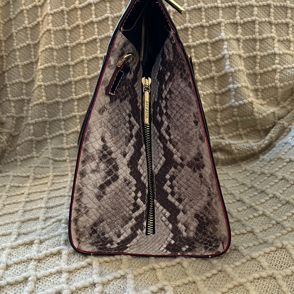 Arcadia Italian black patent leather bag with snakeskin sides - Picture 5 of 10